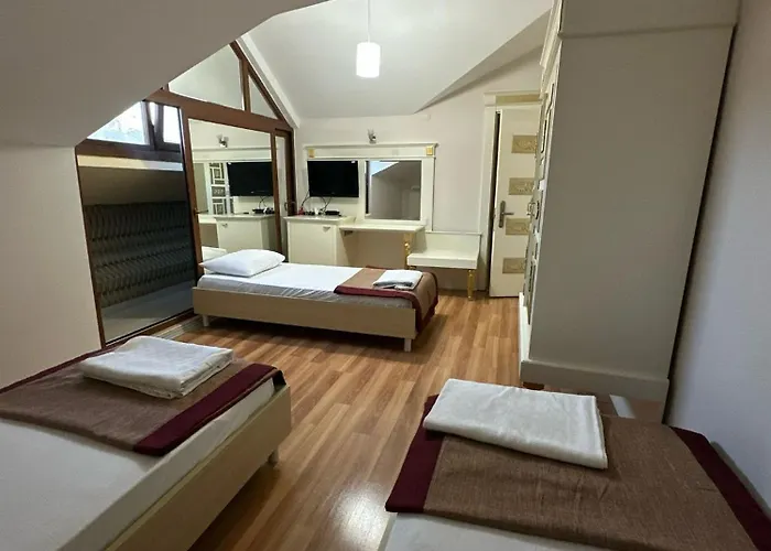 Classic Triple Room