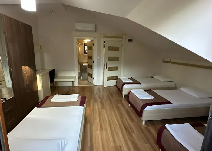 Classic Quadruple Room